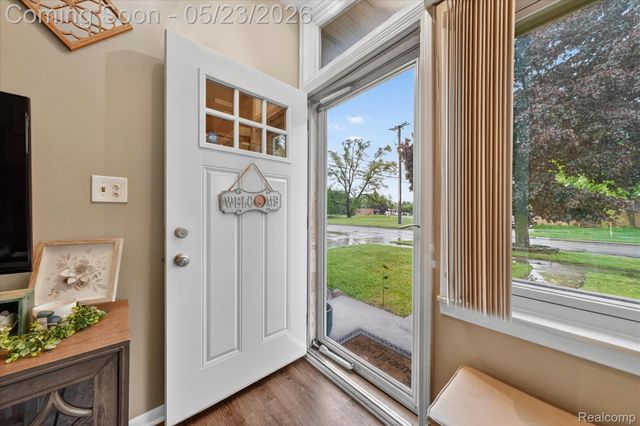 19033 Gillman Street, Livonia, MI 48152