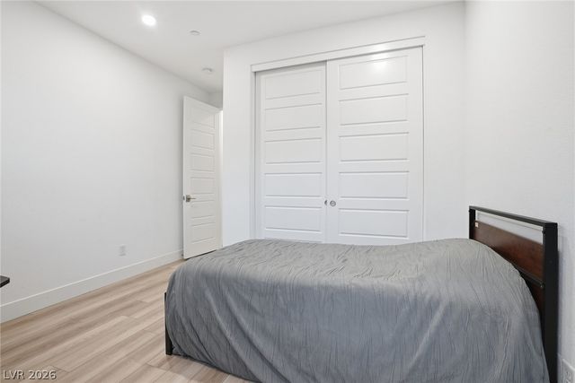 1917 Regal Bluff Drive, Henderson, NV 89052