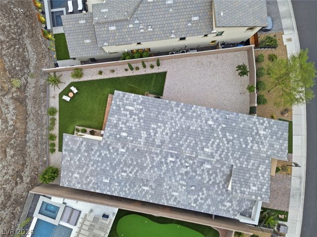 1917 Regal Bluff Drive, Henderson, NV 89052