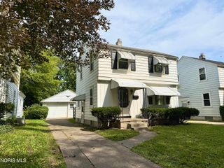 1204 Hawk Street, Toledo, OH 43612