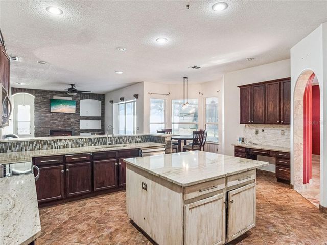 9101 LAKE COVENTRY CT, Gotha, FL 34734