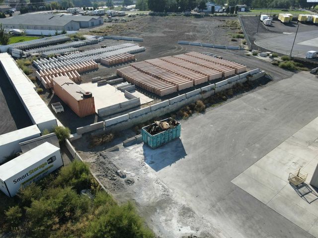 1585 Dale Ave, Benton City, WA 99320