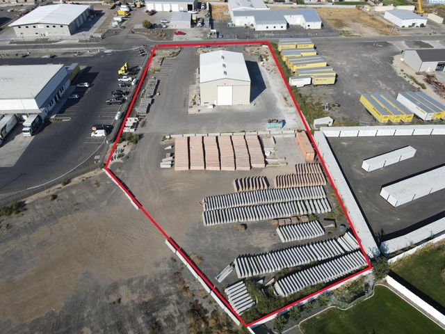1585 Dale Ave, Benton City, WA 99320