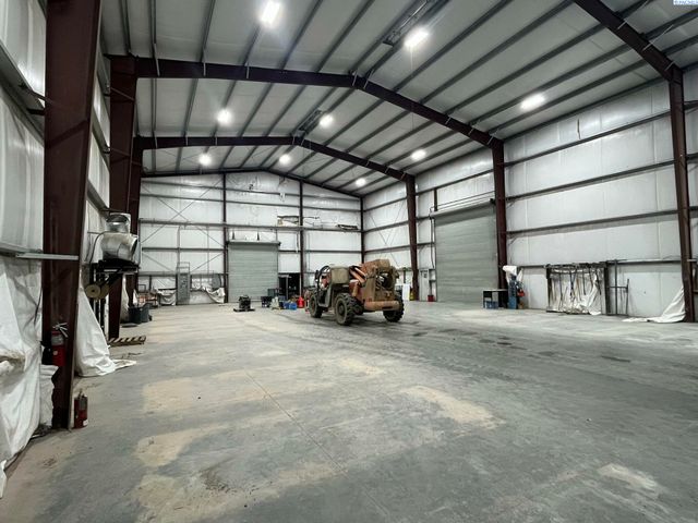 1585 Dale Ave, Benton City, WA 99320