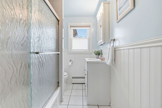 9 Chester Ave, Woburn, MA 01801