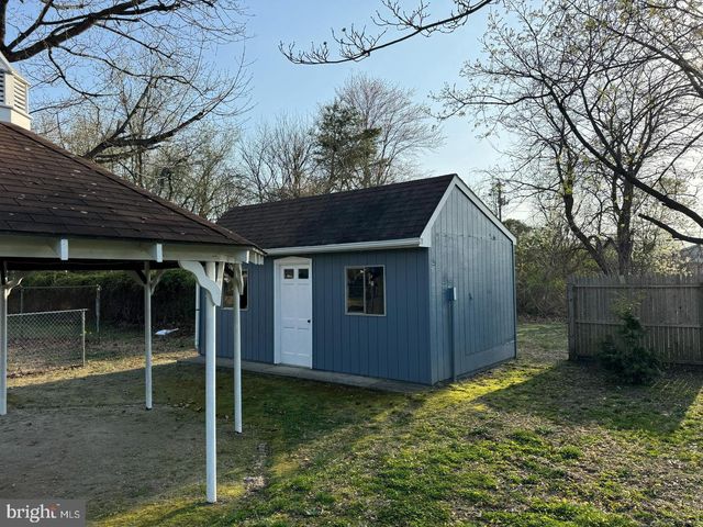 2006 A AVE, Atco, NJ 08004