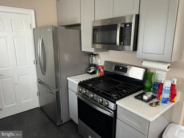 2006 A AVE, Atco, NJ 08004