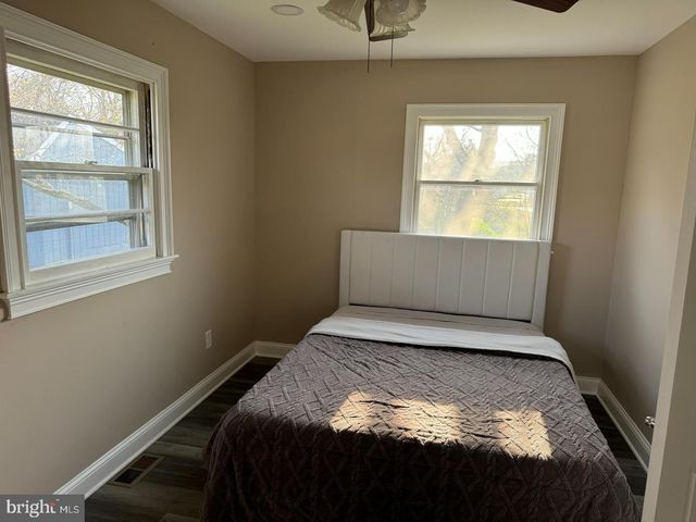 2006 A AVE, Atco, NJ 08004