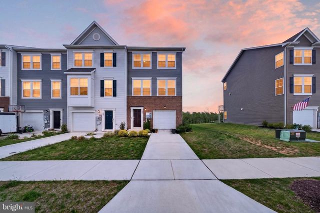 41 EXTROVERT DR, Charles Town, WV 25414