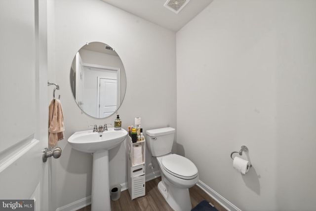 41 EXTROVERT DR, Charles Town, WV 25414
