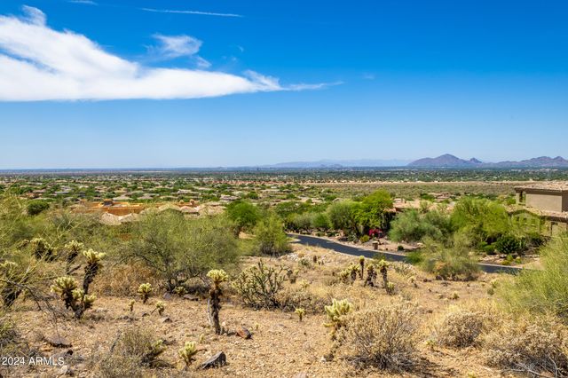 11706 E DREYFUS Avenue 135, Scottsdale, AZ 85259