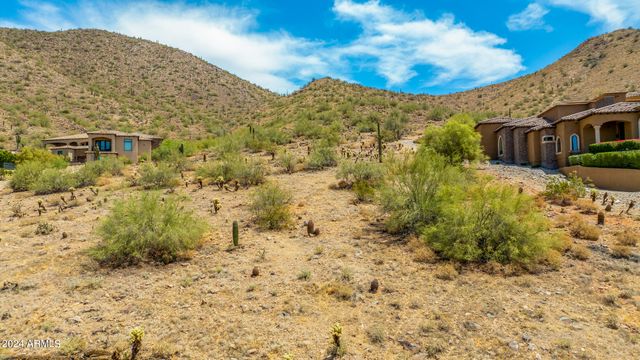 11706 E DREYFUS Avenue 135, Scottsdale, AZ 85259