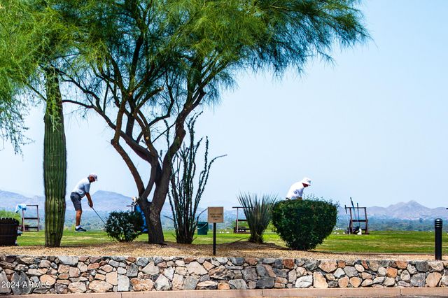 11706 E DREYFUS Avenue 135, Scottsdale, AZ 85259