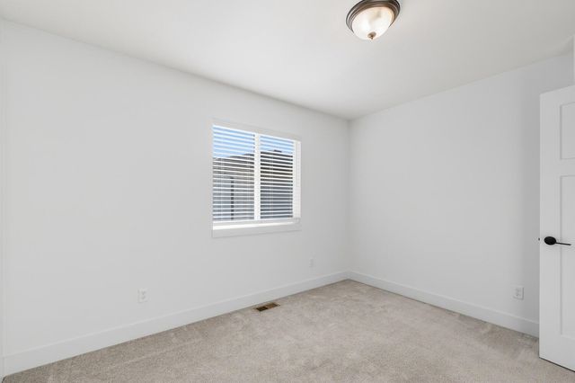 9650 N Wilkinson St, Maize, KS 67101