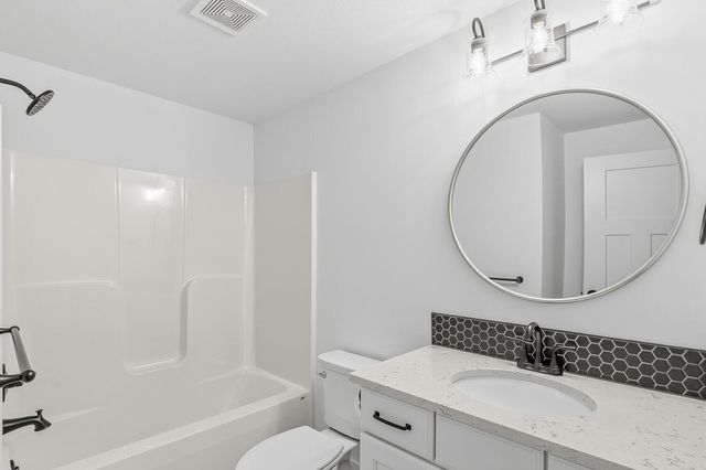 9650 N Wilkinson St, Maize, KS 67101