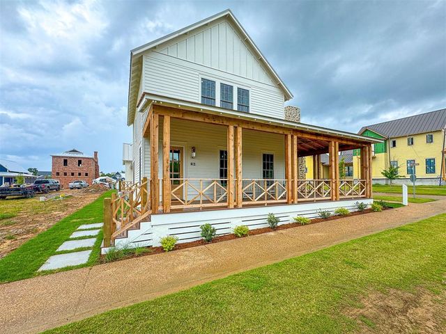 62 Hill Street, Carlton Landing, OK 74432
