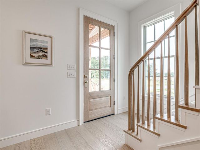 62 Hill Street, Carlton Landing, OK 74432