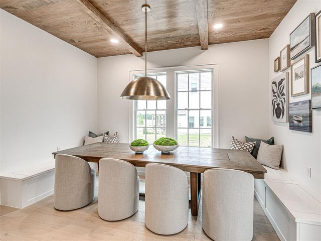 62 Hill Street, Carlton Landing, OK 74432