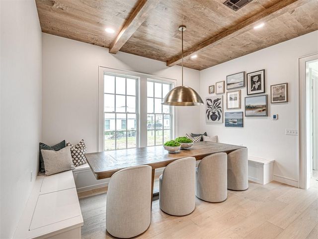 62 Hill Street, Carlton Landing, OK 74432