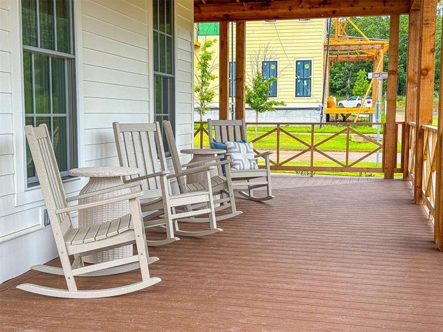 62 Hill Street, Carlton Landing, OK 74432
