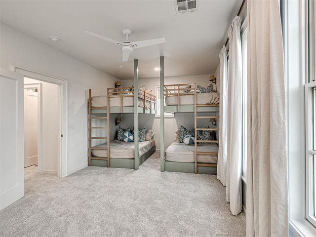 62 Hill Street, Carlton Landing, OK 74432