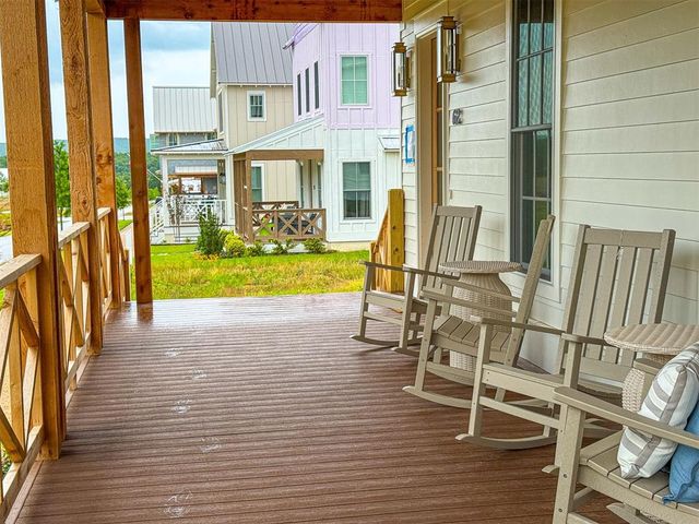 62 Hill Street, Carlton Landing, OK 74432