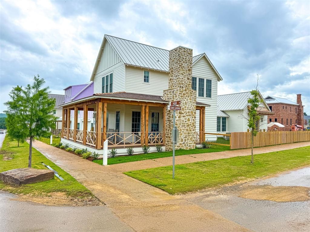 62 Hill Street, Carlton Landing, OK 74432