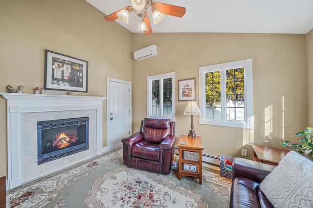 263 Keswick Drive, East Islip, NY 11730