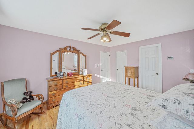 263 Keswick Drive, East Islip, NY 11730