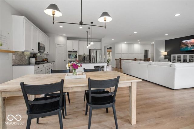 5115 Sweetwater Drive, Noblesville, IN 46062
