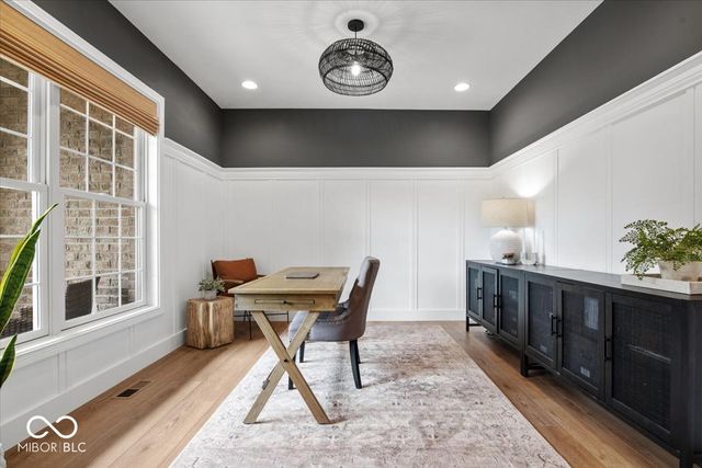 5115 Sweetwater Drive, Noblesville, IN 46062