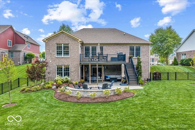 5115 Sweetwater Drive, Noblesville, IN 46062