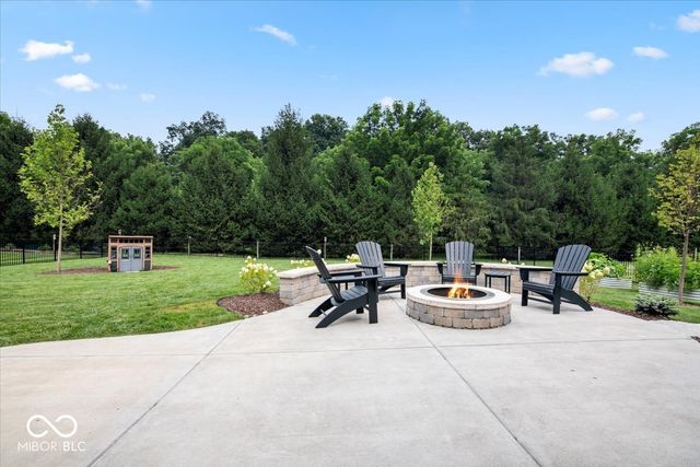 5115 Sweetwater Drive, Noblesville, IN 46062