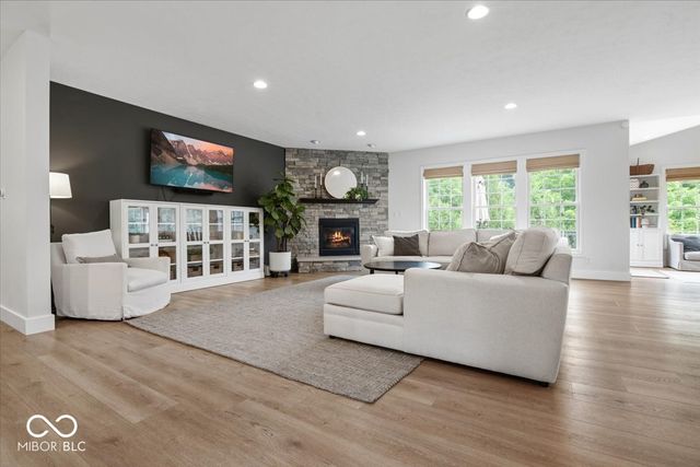 5115 Sweetwater Drive, Noblesville, IN 46062