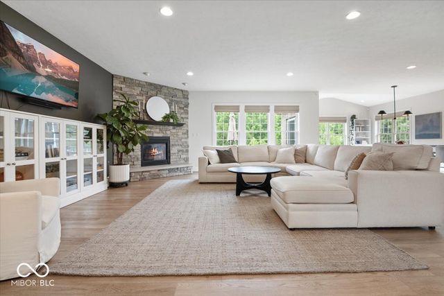 5115 Sweetwater Drive, Noblesville, IN 46062