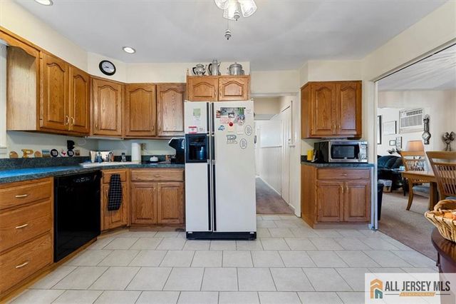 45 Homer Place, Metuchen, NJ 08840