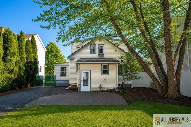 45 Homer Place, Metuchen, NJ 08840