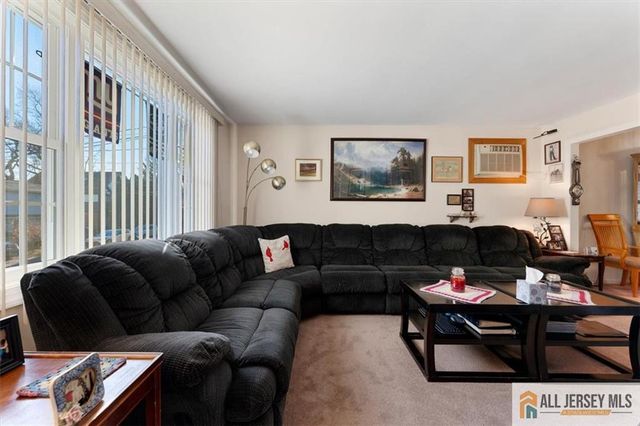45 Homer Place, Metuchen, NJ 08840