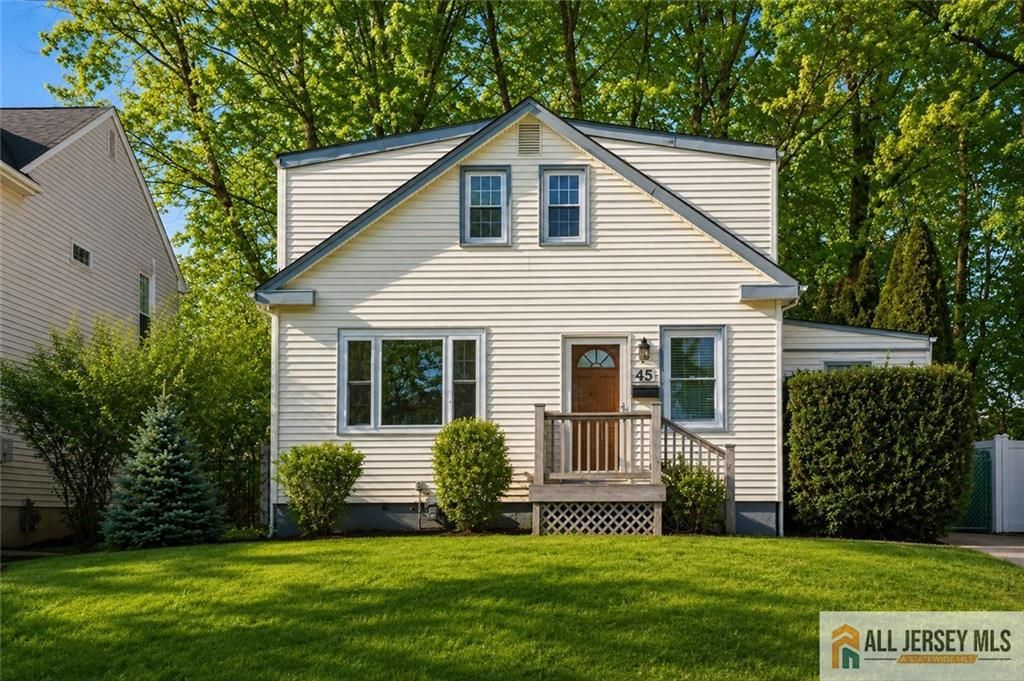 45 Homer Place, Metuchen, NJ 08840