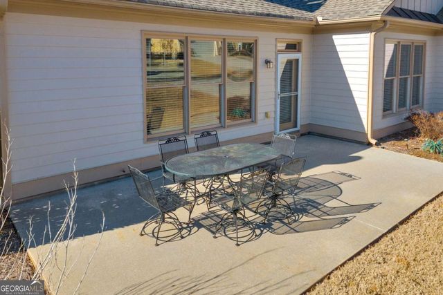 151 Chestnut Chase, Hoschton, GA 30548