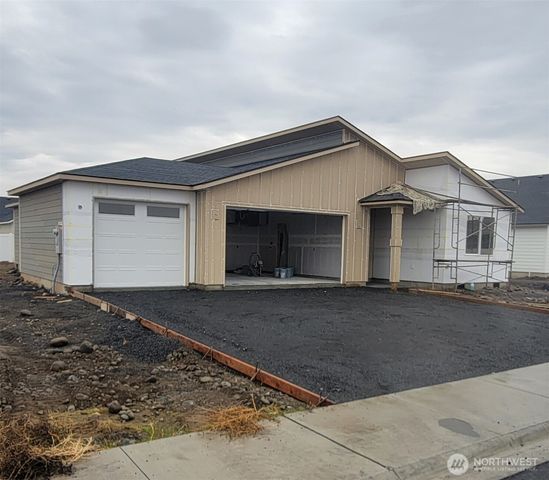 1170 8th Avenue NE, Ephrata, WA 98823