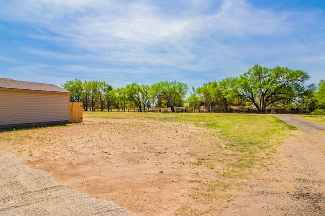1030 S 16th Street, Slaton, TX 79364