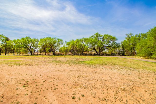 1030 S 16th Street, Slaton, TX 79364