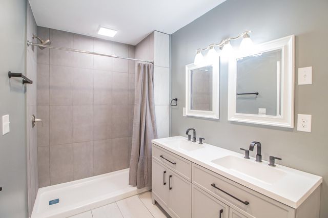 1030 S 16th Street, Slaton, TX 79364