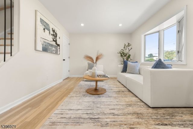 93 Passaic Ave, Belleville Twp., NJ 07109