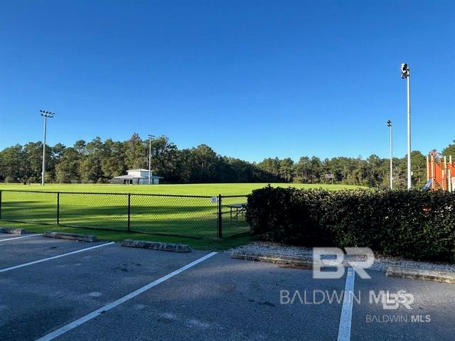 711 Daphmont Drive, Daphne, AL 36526