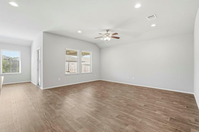 3935 Country Club Drive, Baytown, TX 77521