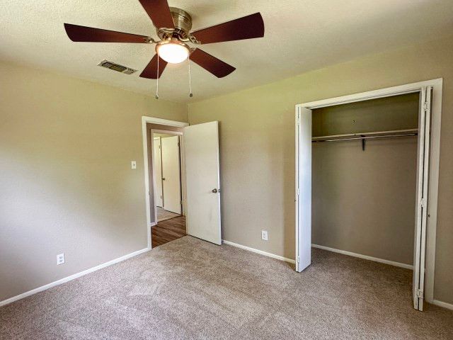 120 W Deport Street, Detroit, TX 75436