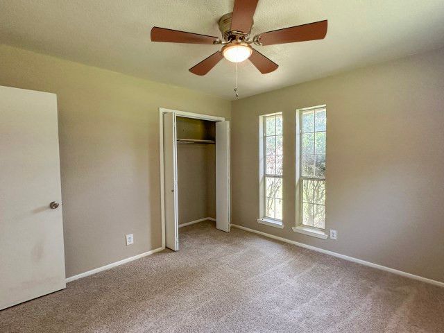 120 W Deport Street, Detroit, TX 75436