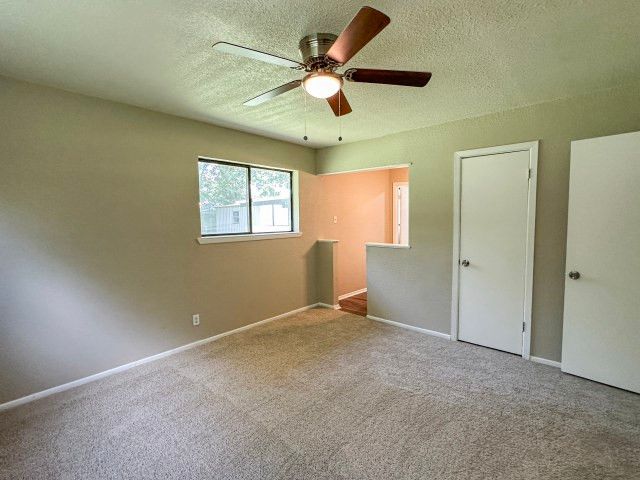 120 W Deport Street, Detroit, TX 75436